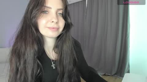 Snapshot of georginaroads chatting on February 9, 12:52 pm GeorginaRoads online show from February 9, 12:52 pm