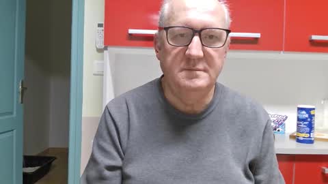 Snapshot of gerardlp131313 chatting on October 29, 8:43 pm gerardlp131313 online show from October 29, 8:43 pm