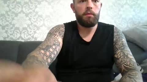 Snapshot of germanboy27384 chatting on May 10, 4:34 pm germanboy27384 online show from May 10, 4:34 pm