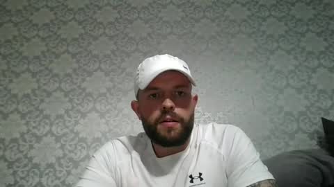 Snapshot of germanboy27384 chatting on August 2, 1:48 am germanboy27384 online show from August 2, 1:48 am