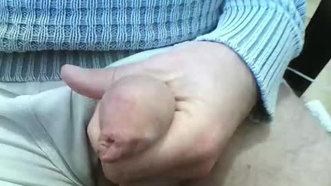 germandaddydick1 online show from April 13, 5:46 am