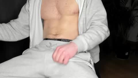 germanmike1997 online show from December 23, 6:16 pm