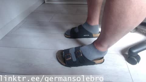 Snapshot of germansolebro chatting on May 31, 2:57 pm GermanSoleBro online show from May 31, 2:57 pm