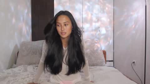 Snapshot of germiona_shine chatting on September 9, 3:50 am Germiona online show from September 9, 3:50 am