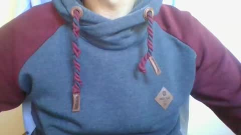 Snapshot of geronimo_2 chatting on January 17, 10:00 am geronimo_2 online show from January 17, 10:00 am