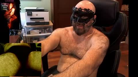 Snapshot of geronimo_431 chatting on June 10, 5:01 pm Daddy Jokes online show from June 10, 5:01 pm
