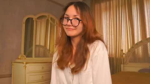 Snapshot of gertrudisshinn chatting on May 31, 12:45 pm Kristy online show from May 31, 12:45 pm