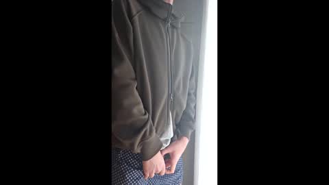 Snapshot of ggggu495826 chatting on February 12, 3:18 pm ggggu495826 online show from February 12, 3:18 pm