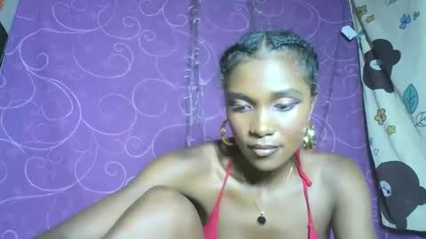 Snapshot of gggloria chatting on May 2, 7:13 am gggloria online show from May 2, 7:13 am