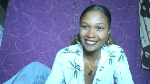 Snapshot of gggloria chatting on May 5, 6:05 pm gggloria online show from May 5, 6:05 pm