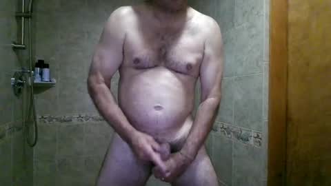 Snapshot of gguyfrofunn_2 chatting on August 3, 12:43 pm gguyfrofunn_2 online show from August 3, 12:43 pm