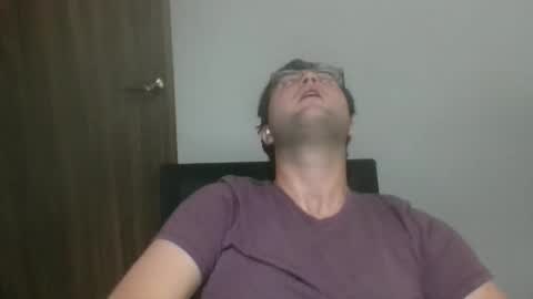 Snapshot of ghardh3 chatting on November 4, 11:15 pm ghardh3 online show from November 4, 11:15 pm