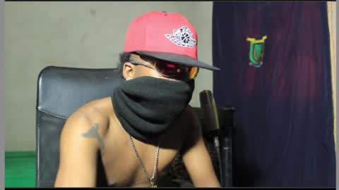 Snapshot of ghettolife2020 chatting on January 18, 9:55 pm ghettolife2020 online show from January 18, 9:55 pm