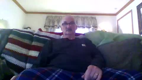 ghost2534 online show from April 4, 11:35 pm