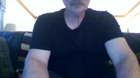 Snapshot of ghost2534 chatting on June 26, 12:37 am ghost2534 online show from June 26, 12:37 am