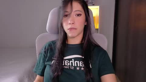 Snapshot of ghost_girl20 chatting on June 4, 12:49 am Im Jenn Next stream Monday - start -5 GMT online show from June 4, 12:49 am