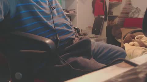 Snapshot of ghostatitude chatting on February 12, 9:54 pm ghostatitude online show from February 12, 9:54 pm