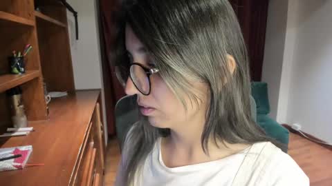 Snapshot of ghostcrimson chatting on March 7, 2:04 am andy online show from March 7, 2:04 am