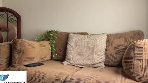 big boy ghost face online show from January 19, 2:04 am