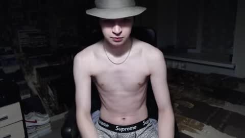 Snapshot of ghostfacefriends chatting on January 22, 12:16 am Fedya online show from January 22, 12:16 am