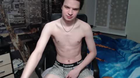 Snapshot of ghostfacefriends chatting on March 2, 7:23 pm Fedya online show from March 2, 7:23 pm