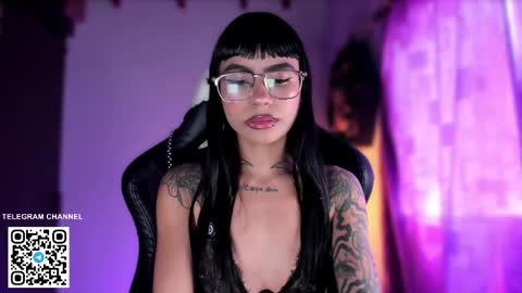 Sara online show from March 2, 4:47 pm