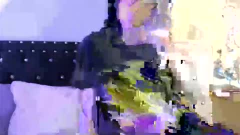 Allison  online show from November 25, 8:09 pm