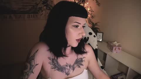 ghoticspectre online show from June 19, 6:12 pm