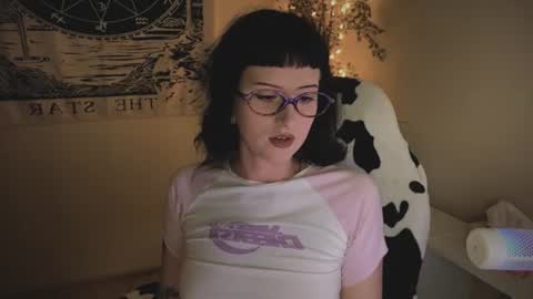ghoticspectre online show from June 26, 4:33 pm