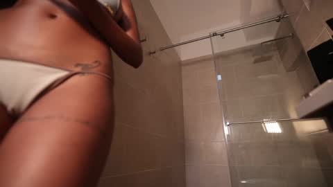 Leo online show from April 5, 9:23 pm