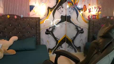 Gia online show from April 1, 3:07 am