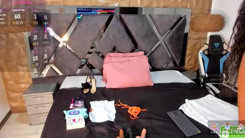 Darlliny online show from February 4, 3:34 am