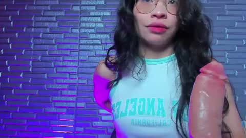 Snapshot of giaa_rossi chatting on June 18, 2:21 pm giaa rossi online show from June 18, 2:21 pm