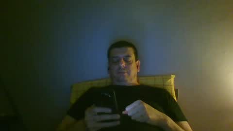 Snapshot of giaco1982 chatting on October 24, 4:42 am samuel online show from October 24, 4:42 am