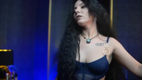  Gia  online show from April 14, 8:37 pm