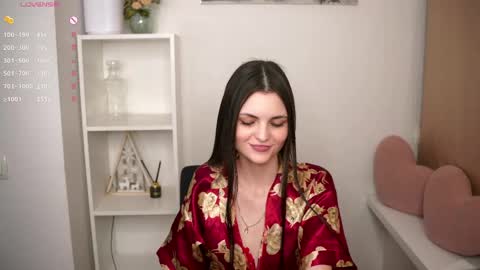 Nicole online show from April 15, 5:42 pm