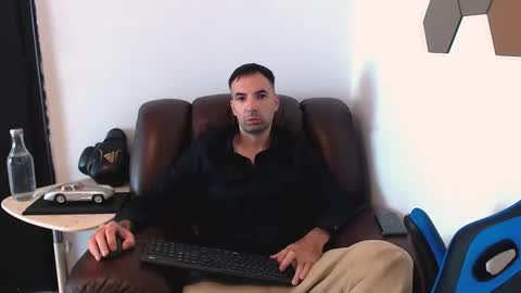 Gianni online show from October 10, 10:25 am