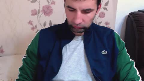 Snapshot of gianni_lion chatting on February 16, 9:33 pm Gianni online show from February 16, 9:33 pm