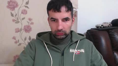 Snapshot of gianni_lion chatting on April 4, 2:25 pm Gianni online show from April 4, 2:25 pm