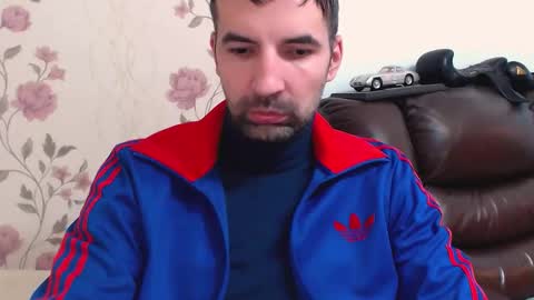 Snapshot of gianni_lion chatting on April 5, 12:13 pm Gianni online show from April 5, 12:13 pm