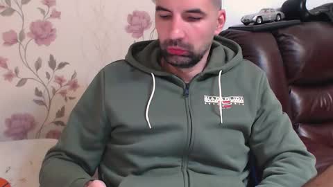 Snapshot of gianni_lion chatting on April 7, 7:14 pm Gianni online show from April 7, 7:14 pm