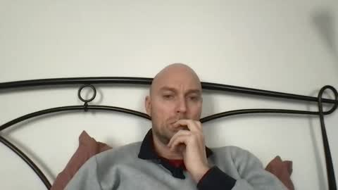 Snapshot of giannipaciotti chatting on December 20, 2:02 pm giannipaciotti online show from December 20, 2:02 pm