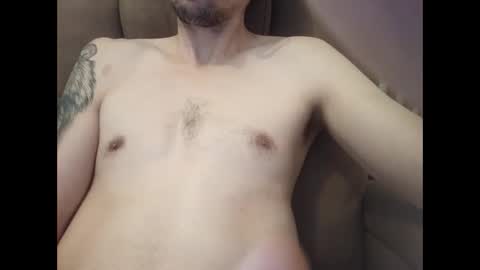 Snapshot of giantdick4u1991 chatting on October 3, 3:53 pm giantdick4u1991 online show from October 3, 3:53 pm