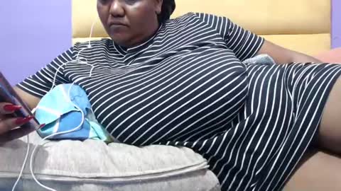 gianttitts online show from January 22, 2:59 am