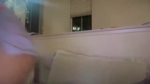 Snapshot of giathelibra chatting on September 21, 5:42 am giathelibra online show from September 21, 5:42 am