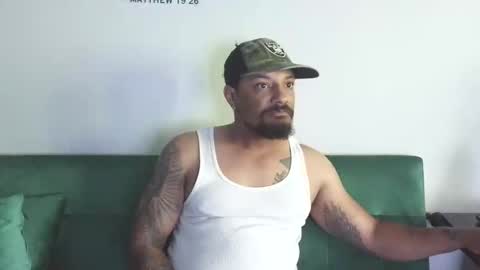 Snapshot of gifted_bucknasty chatting on June 7, 4:00 pm Gifted online show from June 7, 4:00 pm