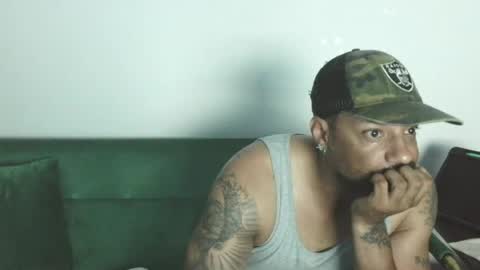 Snapshot of gifted_bucknasty chatting on July 9, 3:21 am Gifted online show from July 9, 3:21 am