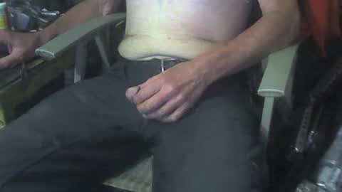 Snapshot of giftedbiker11 chatting on June 30, 2:01 am giftedbiker online show from June 30, 2:01 am