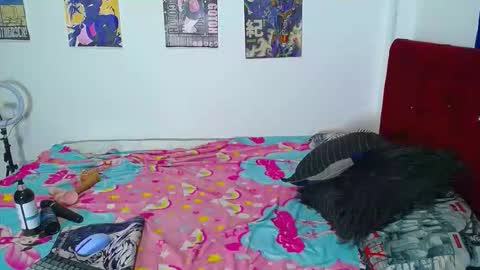 Snapshot of gigi_scott_ chatting on February 11, 11:43 pm GIGI STCOTT online show from February 11, 11:43 pm