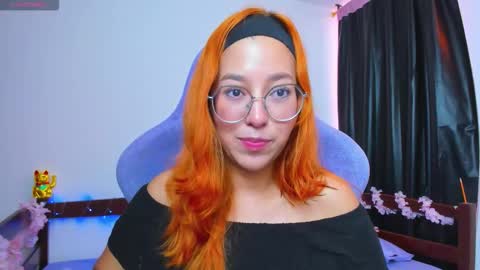 gigimooon online show from March 15, 9:54 pm